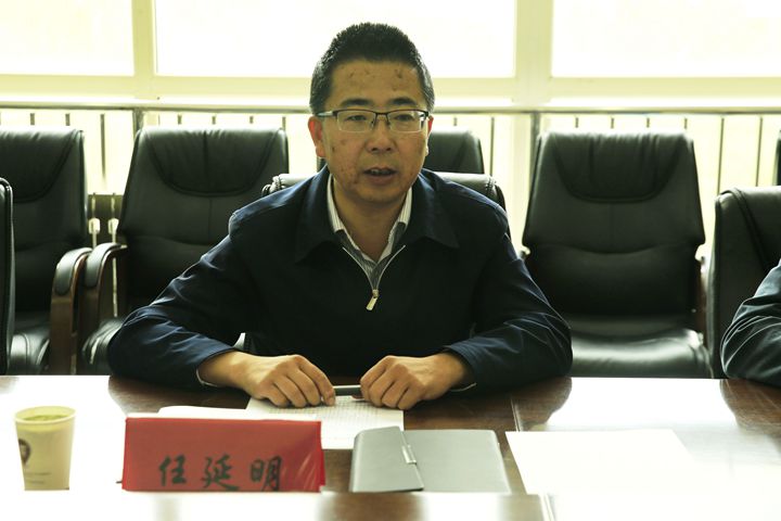 bba85babce184d7d85513a1e52451f11.jpg 任延明校长讲党课_副本.jpg