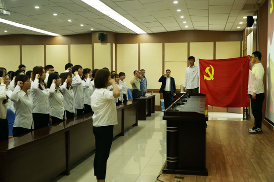 8b23c3fd52fa493db5257f8b305f5eef.png 图片.png